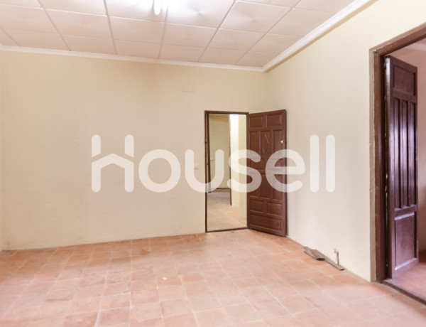 Casa en venta de 720 m² Calle Enrique Moreno, 23440 Baeza (Jaén)