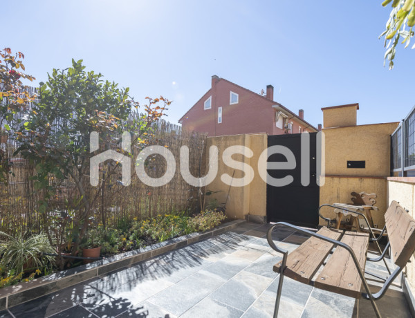 Chalet adosado en venta de 235 m² Calle General Herrera, 28805 Alcalá de Henares (Madrid)