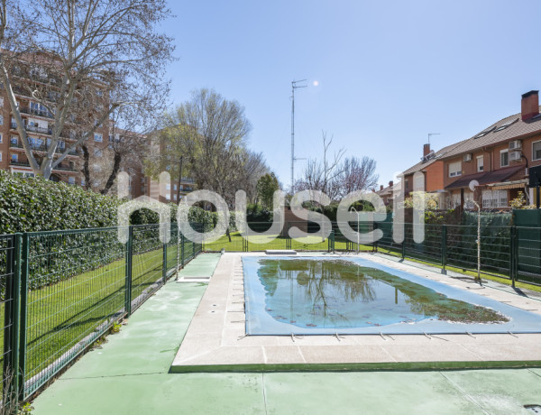 Chalet adosado en venta de 235 m² Calle General Herrera, 28805 Alcalá de Henares (Madrid)