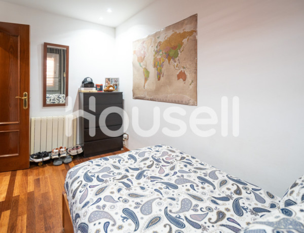 Casa en venta de 190 m² Avenida Ramón Berenguer, 08924 Santa Coloma de Gramenet (Barcelona)