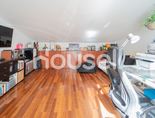 Casa en venta de 190 m² Avenida Ramón Berenguer, 08924 Santa Coloma de Gramenet (Barcelona)