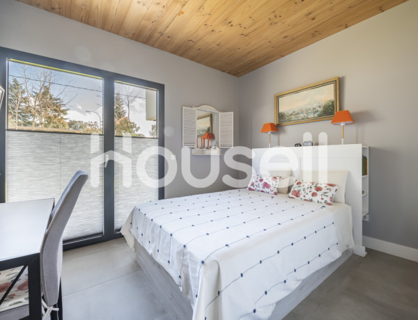 Chalet en venta de 196 m² Calle Pradera, 28210 Valdemorillo (Madrid)