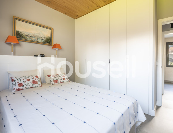 Chalet en venta de 196 m² Calle Pradera, 28210 Valdemorillo (Madrid)