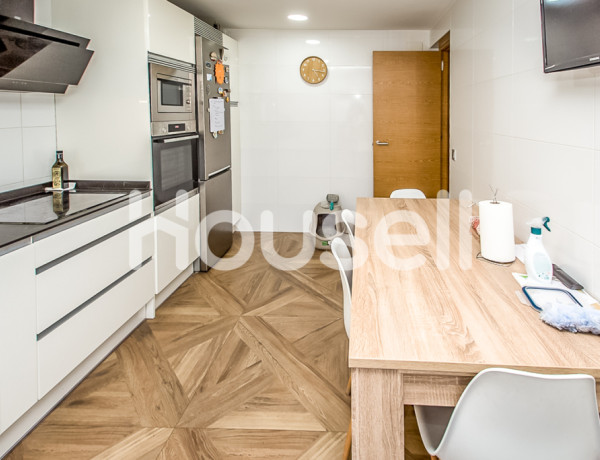 Casa en venta de 287 m² Calle Platerías Varea, 26006 Logroño (La Rioja)