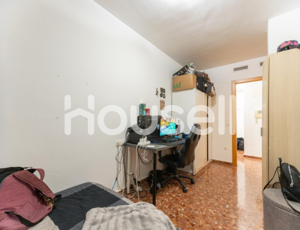 Piso en venta de 90 m² Calle de Valencia, 46900 Torrente (Valencia)