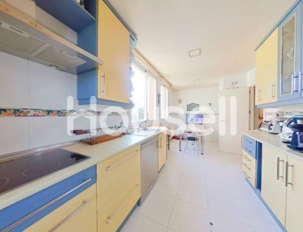 Casa en venta de 370 m² Calle de María Lombillo, 28027 Madrid