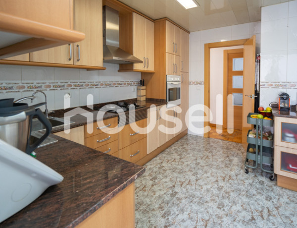 Piso en venta de 113 m² Calle Sant Felip i Roses, 08915 Badalona (Barcelona)