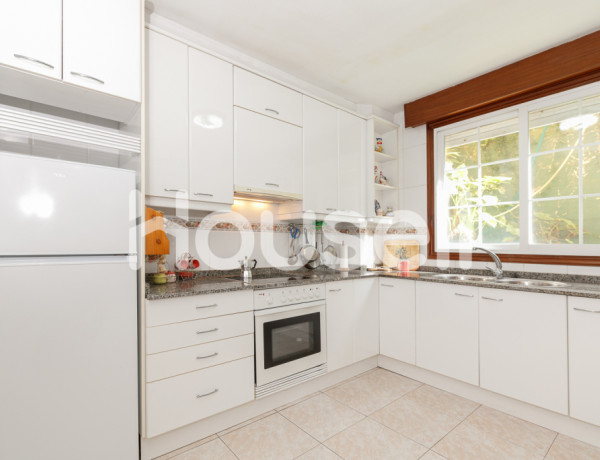 Casa en venta de 162 m² Calle Bajada Praia-Saians, 36392 Vigo (Pontevedra)