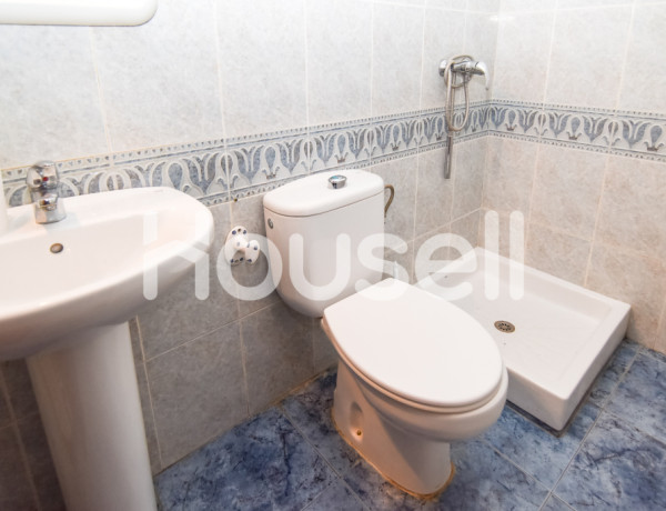 Chalet adosado en venta de 178 m² Calle Conseller Comorera, 25200 Cervera (Lleida)