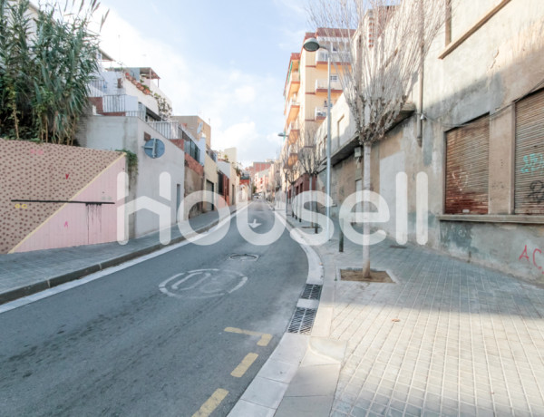 Piso en venta de 110 m² Pasaje Sobrarbe, 08917 Santa Coloma de Gramenet (Barcelona)