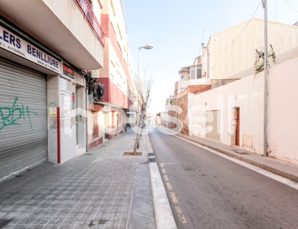 Piso en venta de 110 m² Pasaje Sobrarbe, 08917 Santa Coloma de Gramenet (Barcelona)