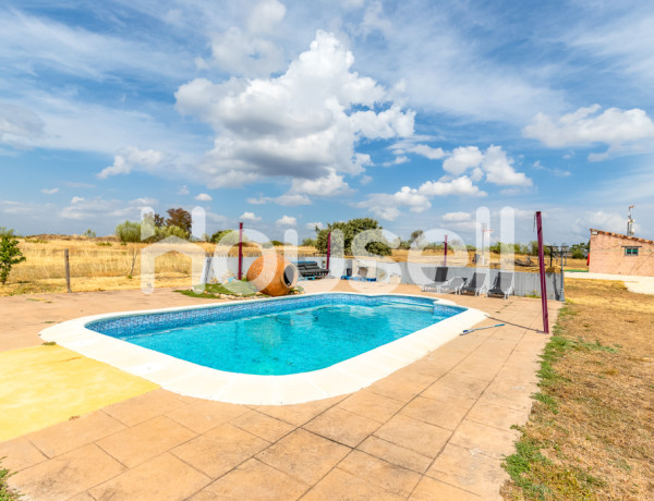 Chalet en venta de 285 m² Calle Pozo Lirón, 10667 Oliva de Plasencia (Cáceres)