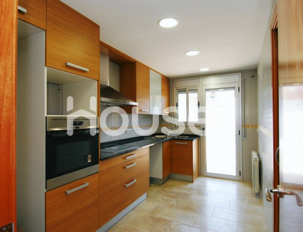 Chalet en venta de 269 m² Calle Pare Guasch, 08730 Santa Margarida i els Monjos (Barcelona)