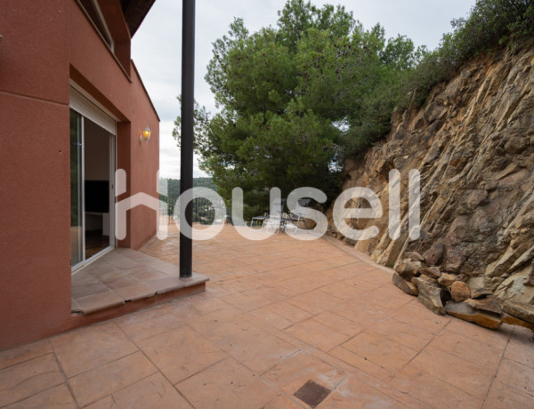 Casa en venta de 269 m² Calle Pau 28, bajo, 08105 Sant Fost de Campsentelles (Barcelona)