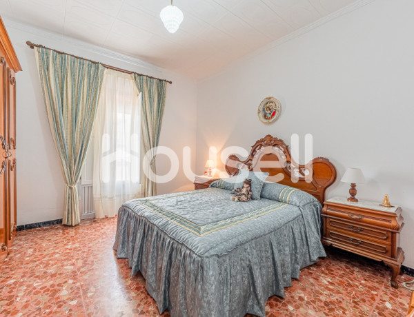 Casa en venta de 226 m² Calle Virgen de los Reyes, 41410 Carmona (Sevilla)