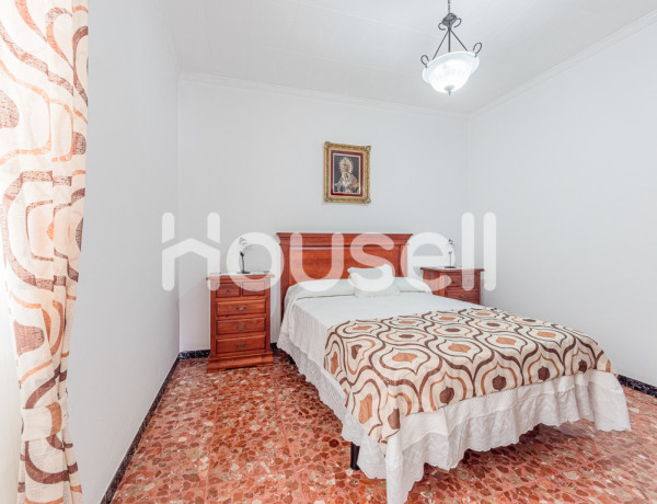 Casa en venta de 226 m² Calle Virgen de los Reyes, 41410 Carmona (Sevilla)