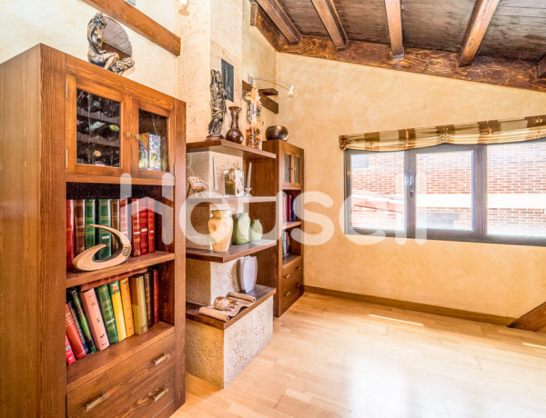 Casa en venta de 253 m² Calle Amusquillo de Esgueva, 47170 Renedo de Esgueva (Valladolid)