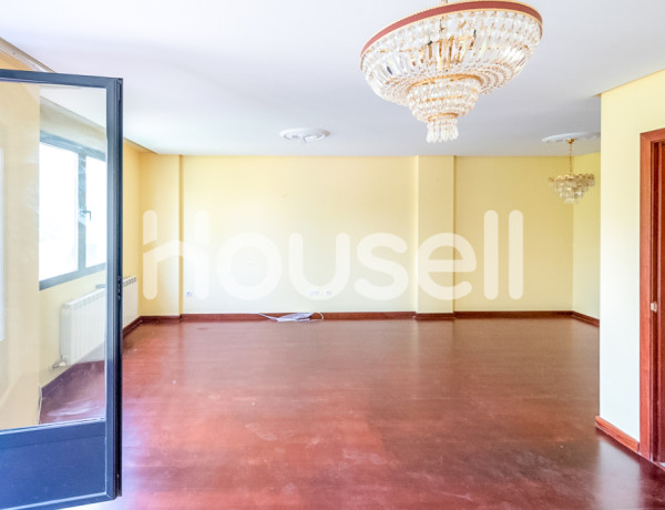 Casa en venta de 255 m² Calle Escipión, 24191 San Andrés del Rabanedo (León)