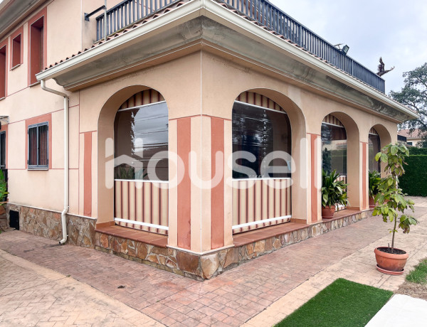 Casa en venta de 244 m² Urbanización Residencial Parraluz, 10859 Santibáñez el Alto (Cáceres)