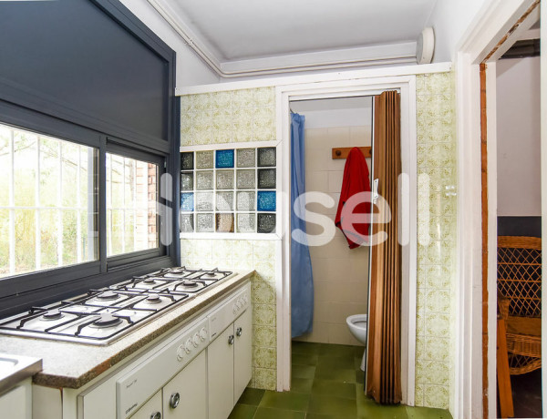 Chalet en venta de 321 m² Avenida Can Monmany, 08197 Sant Cugat del Vallès (Barcelona)