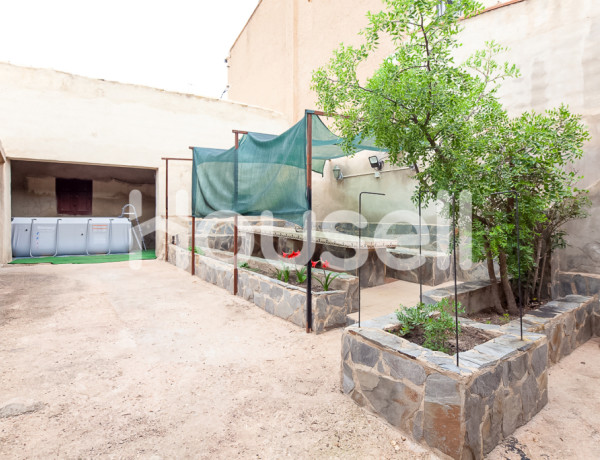 Casa en venta de 288 m² Calle Mediodía Ruices, 46353 Requena (Valencia)