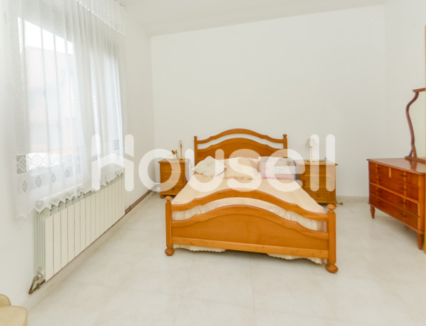 Casa de 360m² en Calle El Río, 24569 Oencia (León)