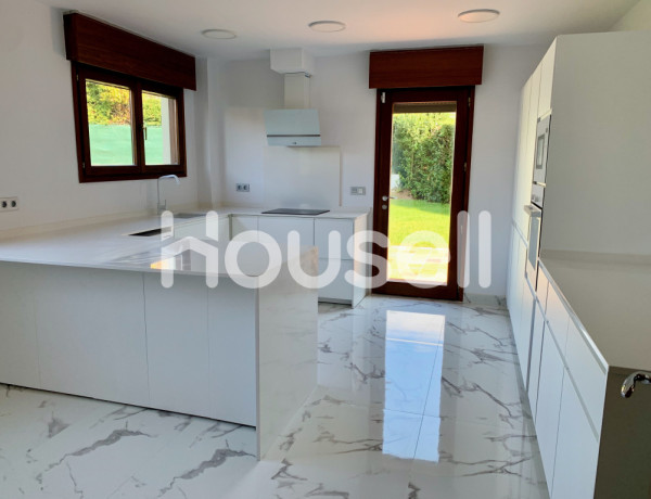 Chalet en venta de 571 m² Camino de las Arenas, 33203 Gijón (Asturias)