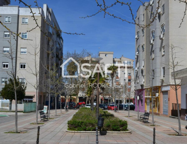 Valdepasillas, cuatro dormitorios, dos baños, plaza de garaje