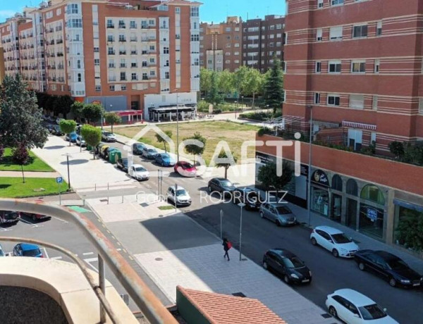 Valdepasillas, cuatro dormitorios, dos baños, plaza de garaje