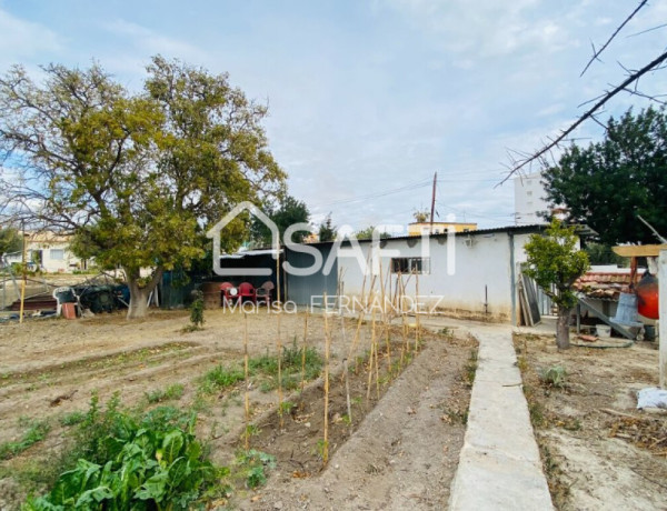 ¡¡OPORTUNIDAD!! CHALET CON INCREÍBLES VISTAS AL MAR DE VILLAJOYOSA --SIN COMISIÓN DE COMPRA--