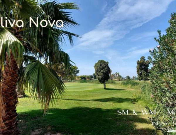 Oliva Nova ¡Oportunidad! Se vende atractivo conjunto de 2 apartamentos en 2da línea de la playa de arena