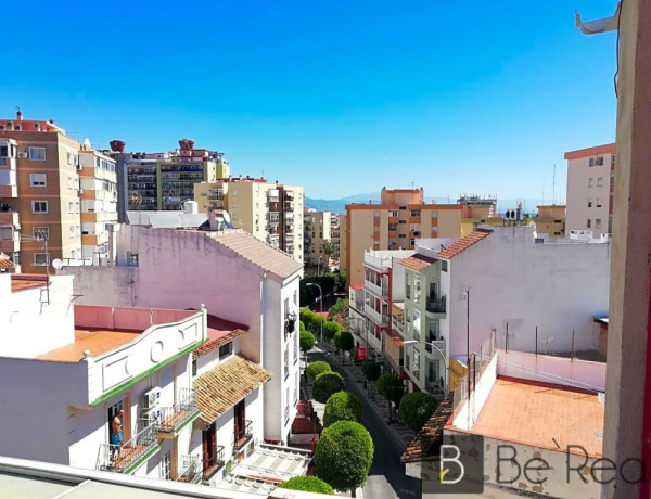 EDIFICIO EN PLENO CENTRO DE TORREMOLINOS (MALAGA)