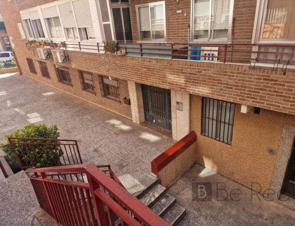 LOCAL COMERCIAL CON GRANDES POSIBILIDADES EN VENTA EN MAJADAHONDA (MADRID)