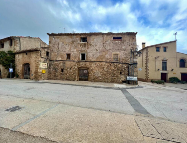 Casa Pairal con muchas posibilidades en el centro de Cistella