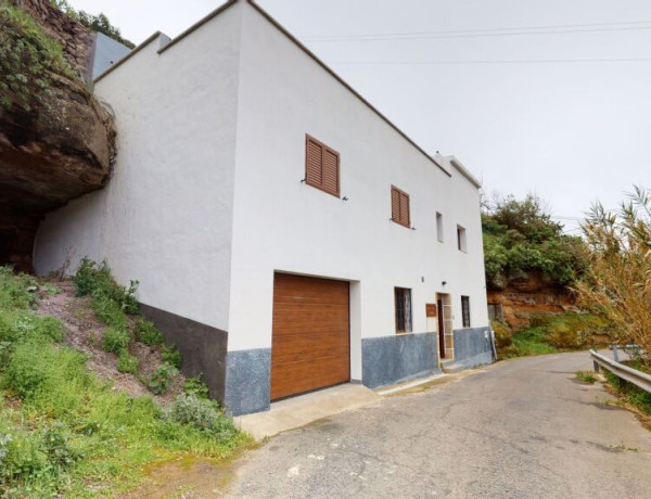 Casa-Chalet en Venta en Artenara Las Palmas