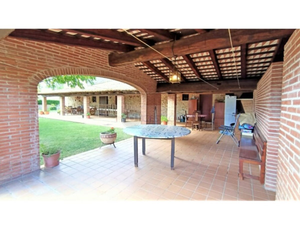 Casa de campo-Masía en Venta en Llagostera Girona Ref: VM-10188