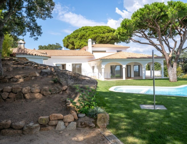 Casa-Chalet de Obra Nueva en Venta en Sant Feliu De Guixols Girona Ref: CAS-1824