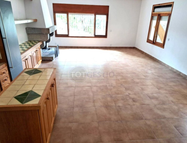 Casa-Chalet en Venta en Santa Cristina D Aro Girona Ref: VC-5001