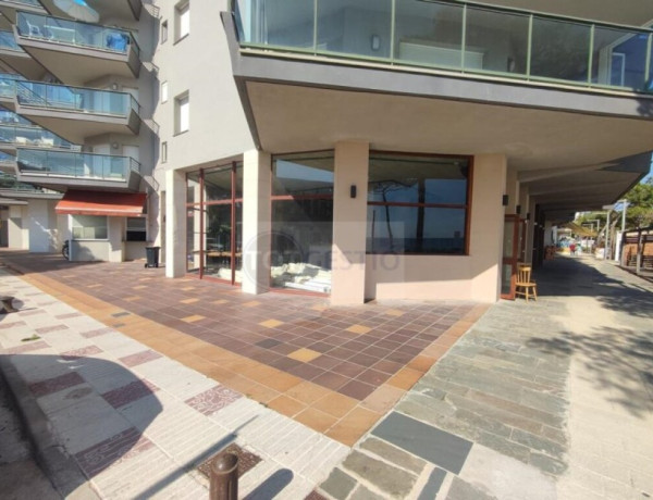 Commercial Premises For rent in Castell Platja D Aro in Girona 