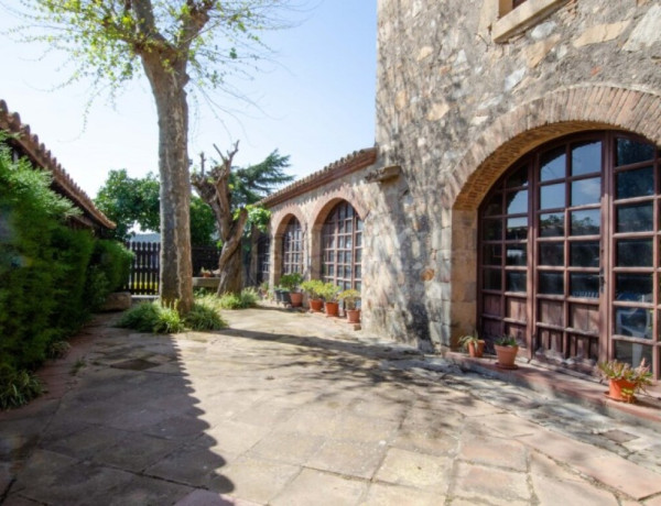 Local comercial en Venta en Castell Platja D Aro Girona Ref: VHRURAL-1874