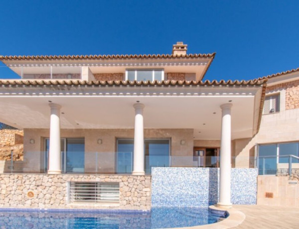 Villa en Costa D' en Blanes con vista panorámica al mar