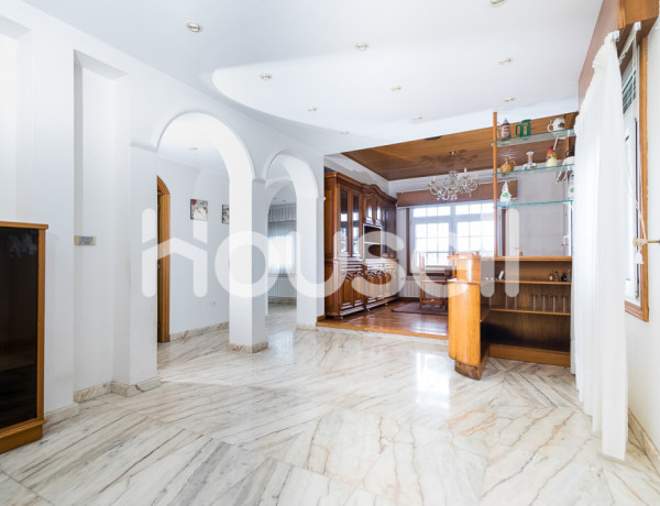 Casa en venta de 235 m² en Avenida Cillobre, 15145 Laracha (A) (A Coruña)