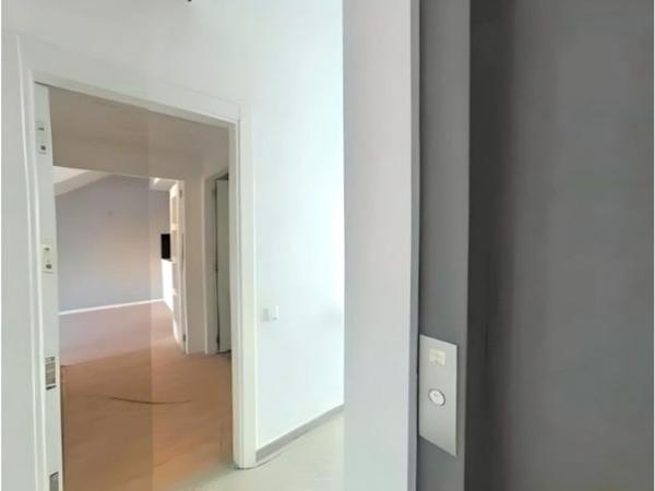 Piso en venta en calle Pau Casals, 3