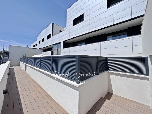 Dúplex en venta en de Castelldefels, 135