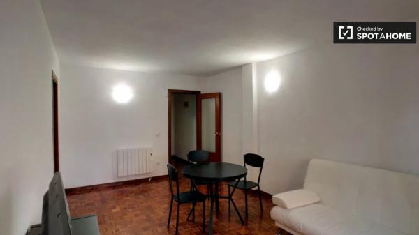 Apartamento de 4 dormitorios en alquiler en Alcalá de Henares.