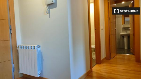 Apartamento de 2 dormitorios en alquiler en Alcalá de Henares