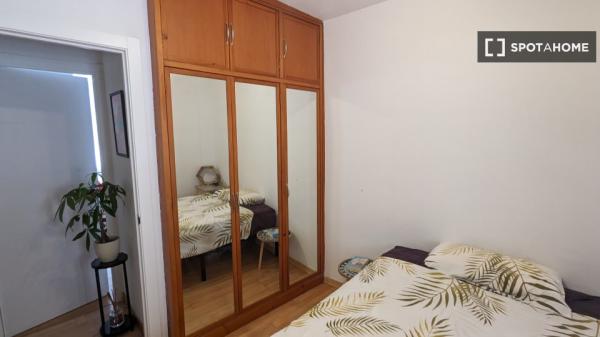 Apartamento entero de 3 dormitorios en Sevilla