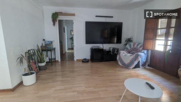 Apartamento entero de 3 dormitorios en Sevilla