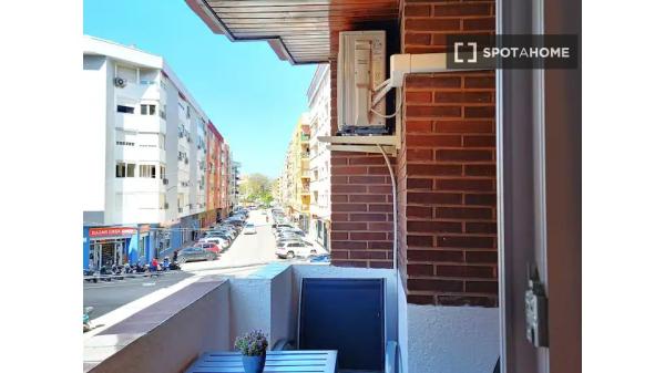 Apartamento de 3 habitaciones en alquiler en Dénia