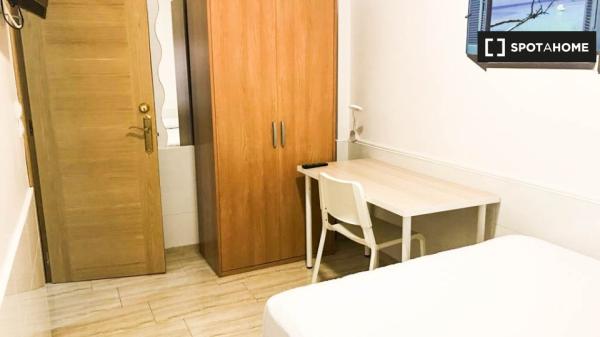 Piso de 3 habitaciones en alquiler en Valencia